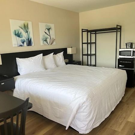 Richland Inn And Suites Buitenkant foto